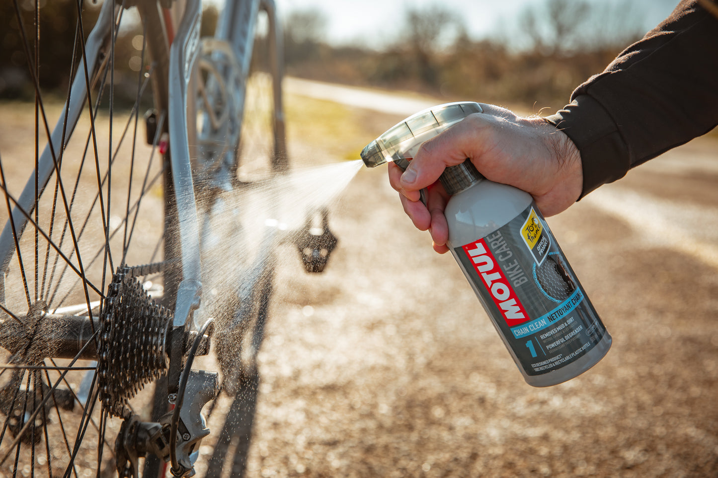 MOTUL|環法自行車賽鏈條清潔
